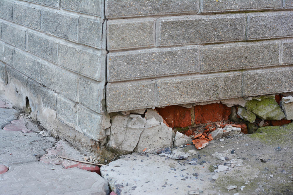 10 Warning Signs That Your Foundation Needs Repair ASAP